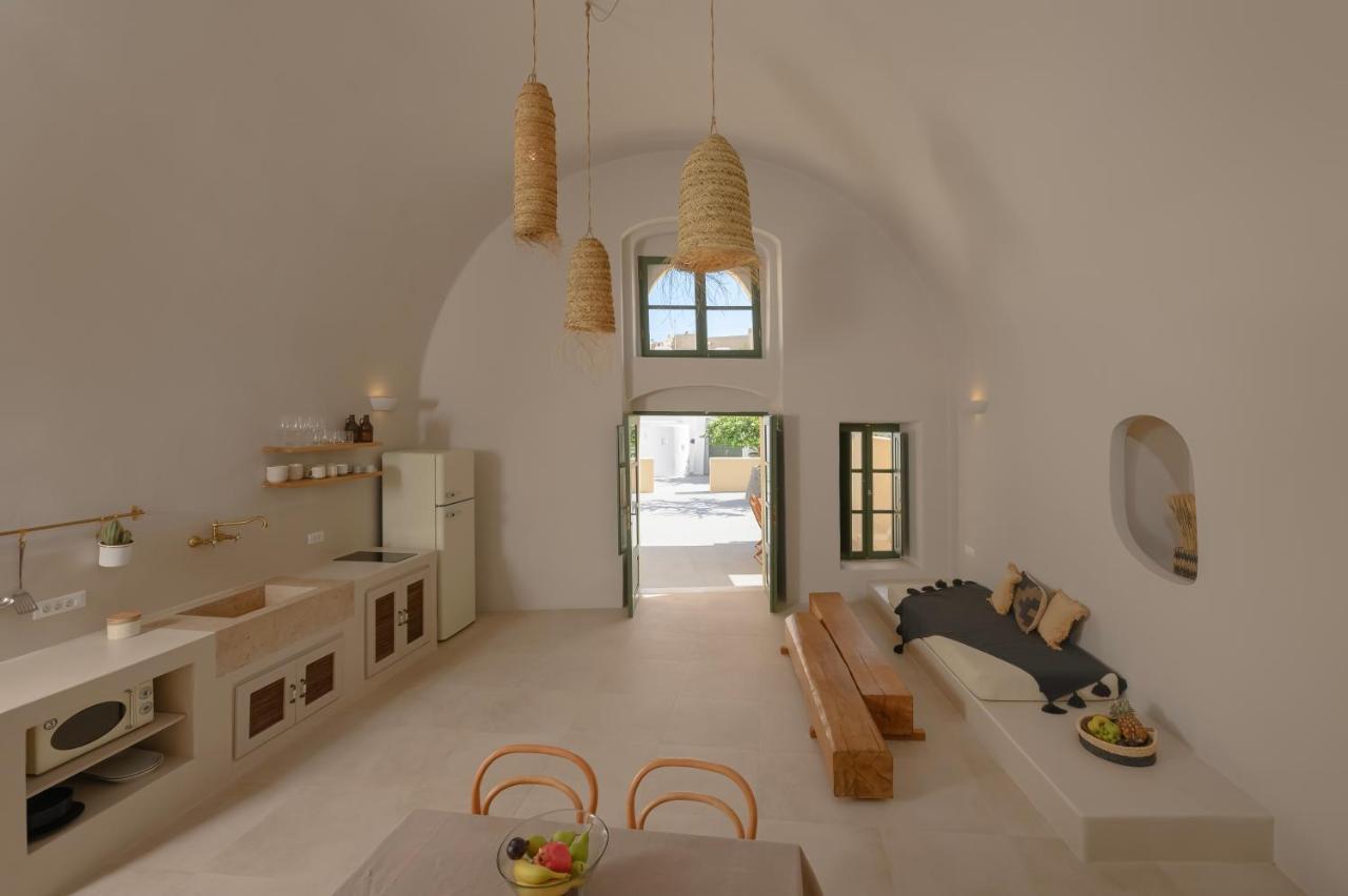 Elements Cave Suites 梅加洛克里 外观 照片