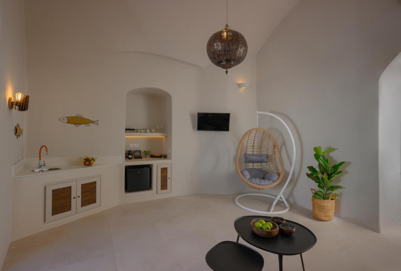 Elements Cave Suites 梅加洛克里 外观 照片