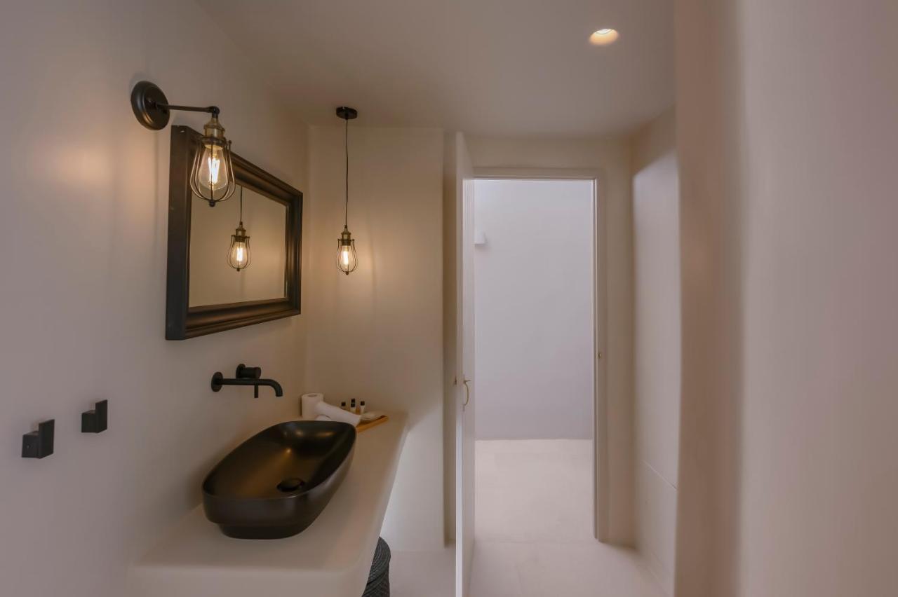 Elements Cave Suites 梅加洛克里 外观 照片