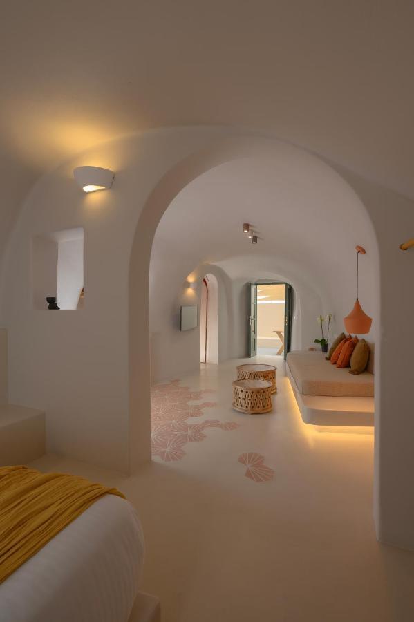 Elements Cave Suites 梅加洛克里 外观 照片