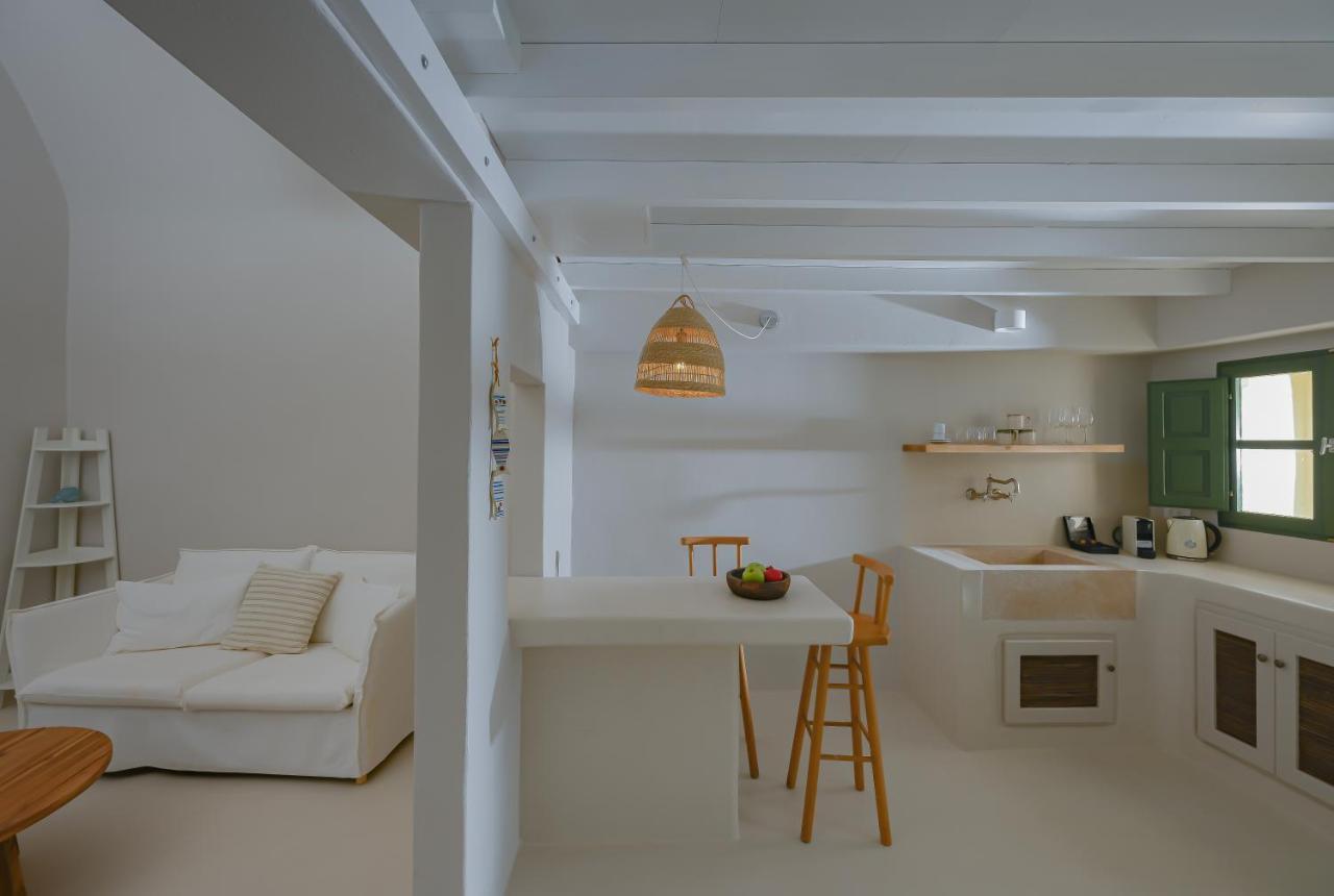 Elements Cave Suites 梅加洛克里 外观 照片