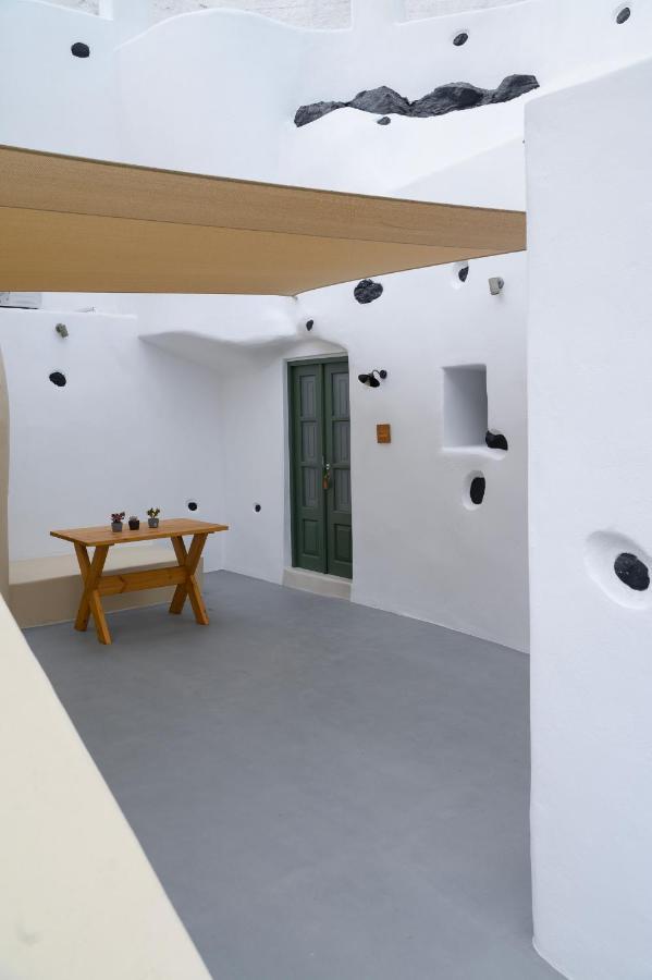 Elements Cave Suites 梅加洛克里 外观 照片