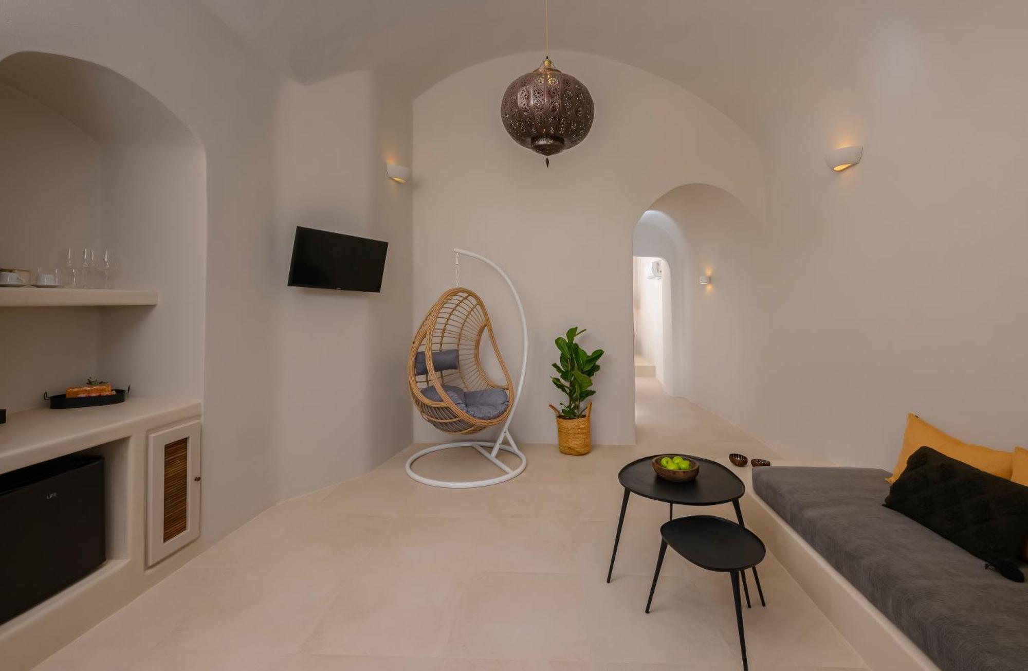 Elements Cave Suites 梅加洛克里 客房 照片